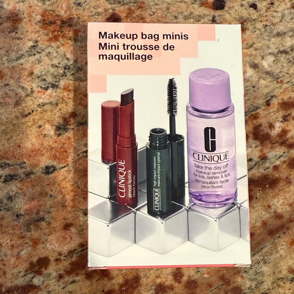 Clinique Makeup Minis Set - Red Lipstick and Black Mascara